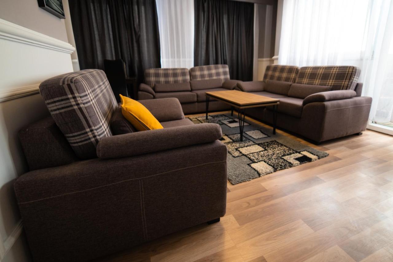 Apartamento Cedartree Prishtina Pristina Exterior foto