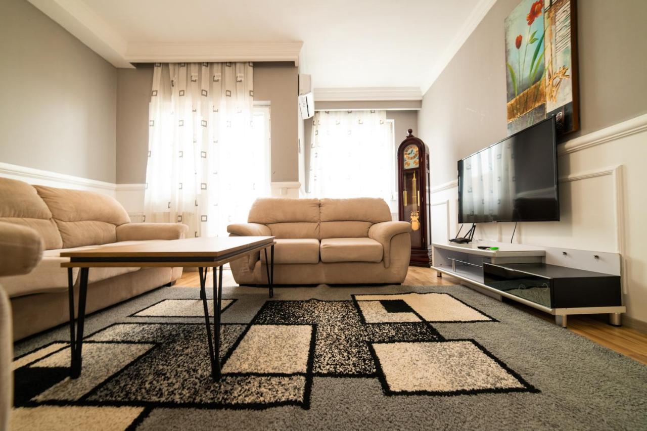 Apartamento Cedartree Prishtina Pristina Exterior foto